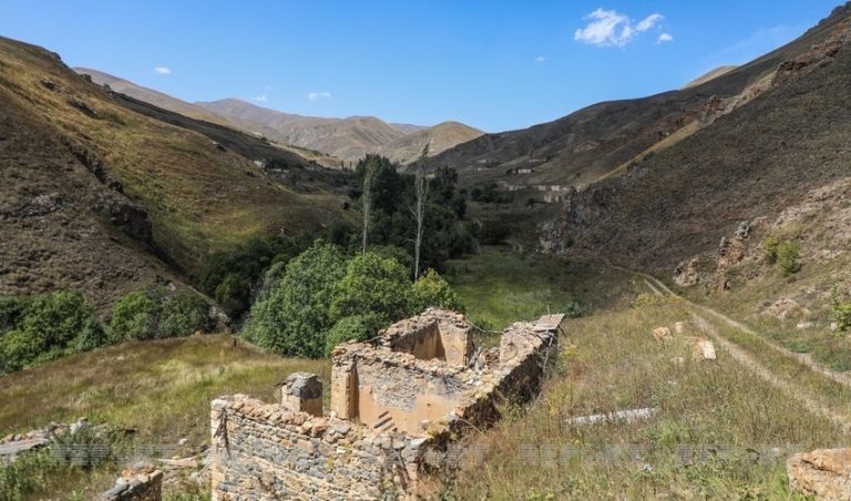 53c5047e4997f3ced461d38e3b1463bd