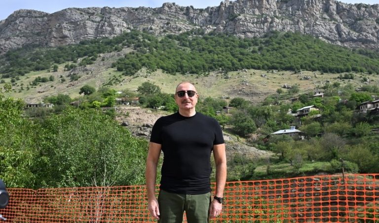 16-38-41-e0dfd109f157304acbcd3963844f126b