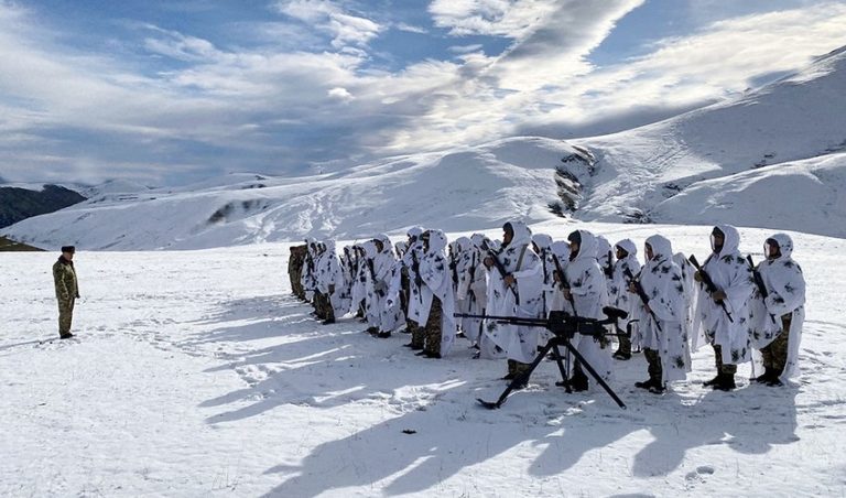 64e6e6a3836563838a03a5b50fba58b3