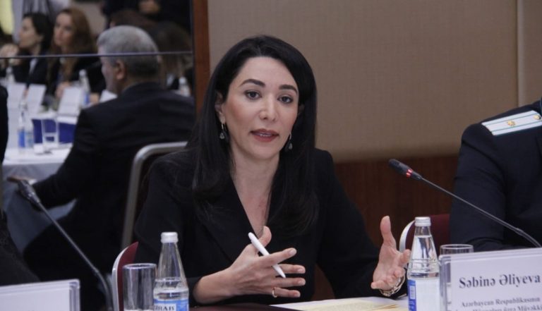 6768fc82e715075a354a1aea141ddc1b