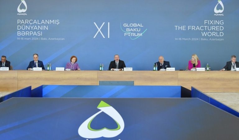 15-42-44-94eeb4ab9207e63f850112ec431e0d0c