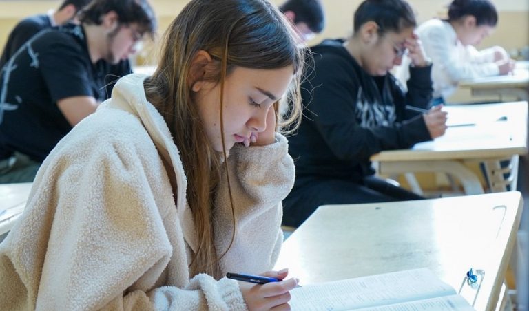 eeab2a9415520884e57cea7d44d4b9e1