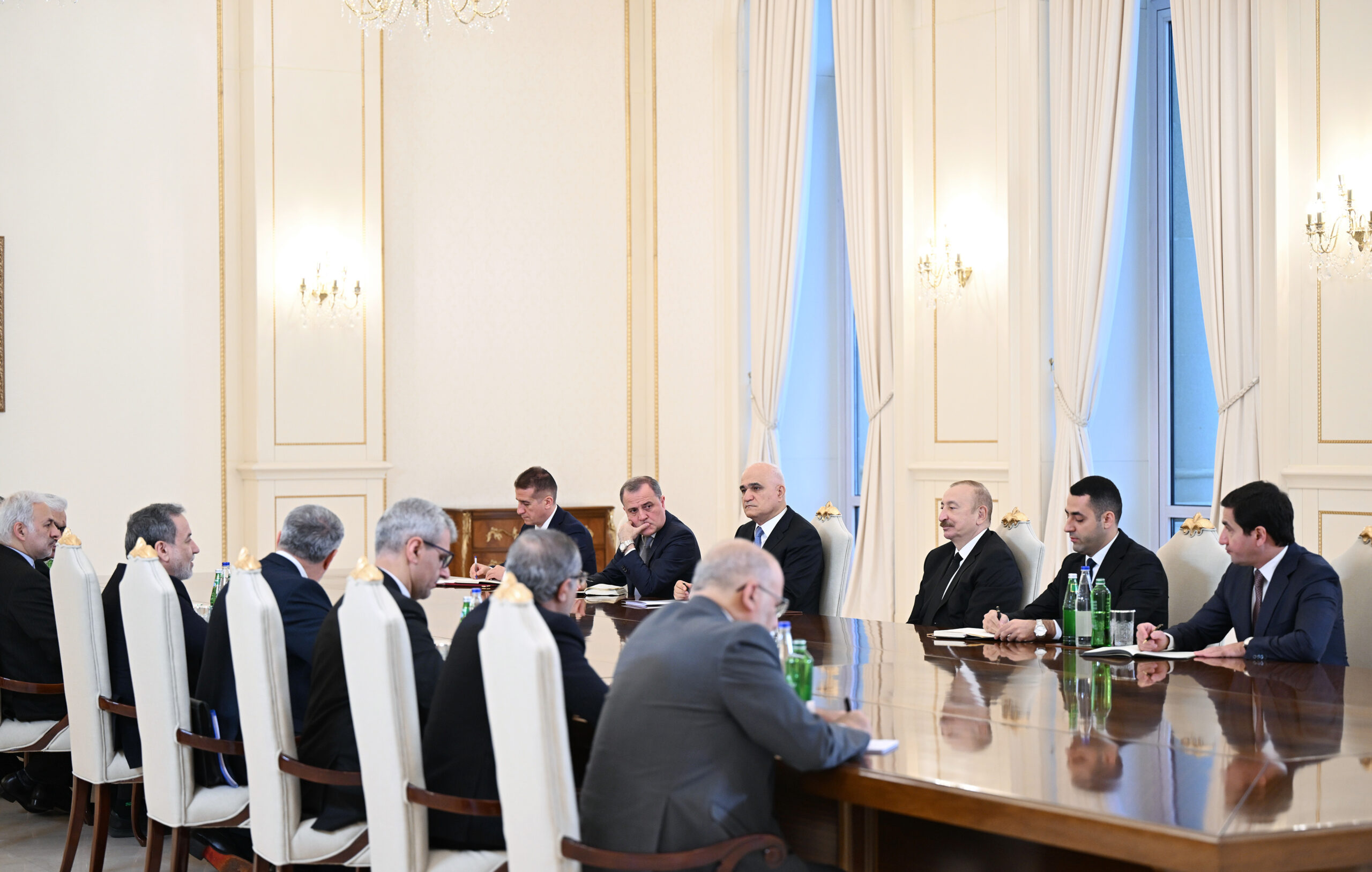 17651788376039925944